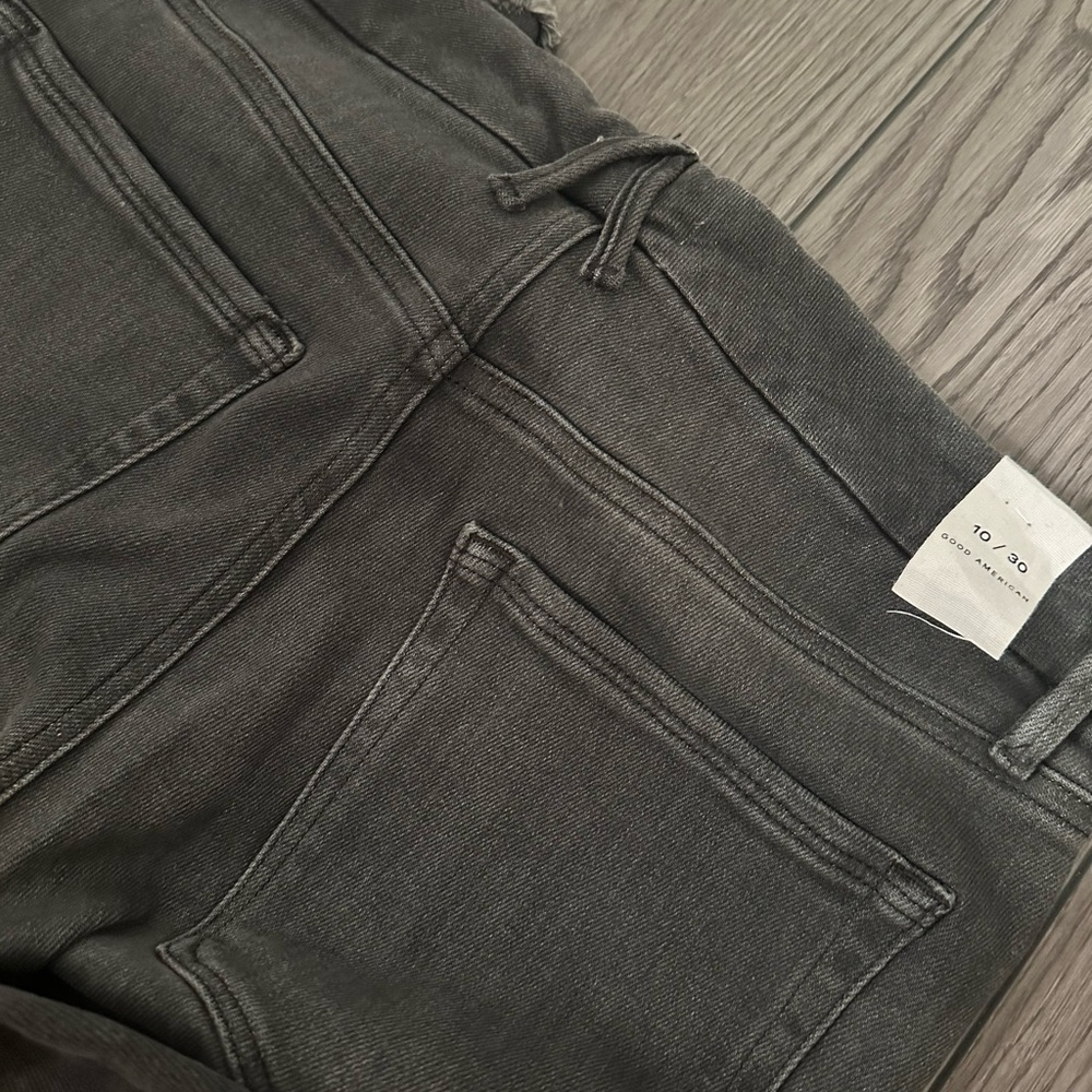 Good American good legs cigarette jeans